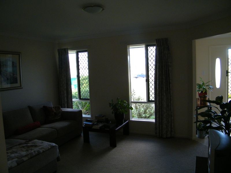 10 Senior Court, Kensington Grove QLD 4341