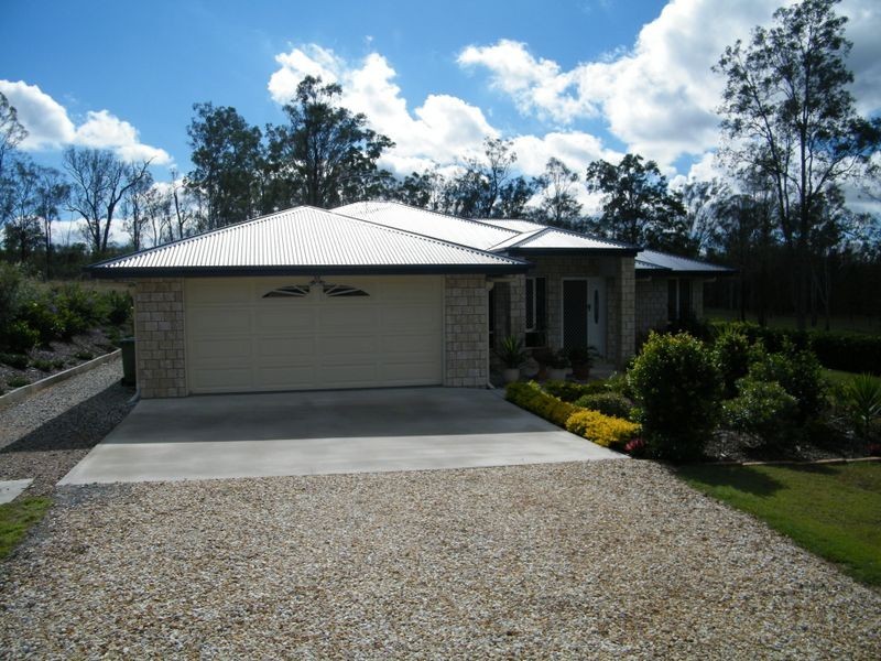 10 Senior Court, Kensington Grove QLD 4341