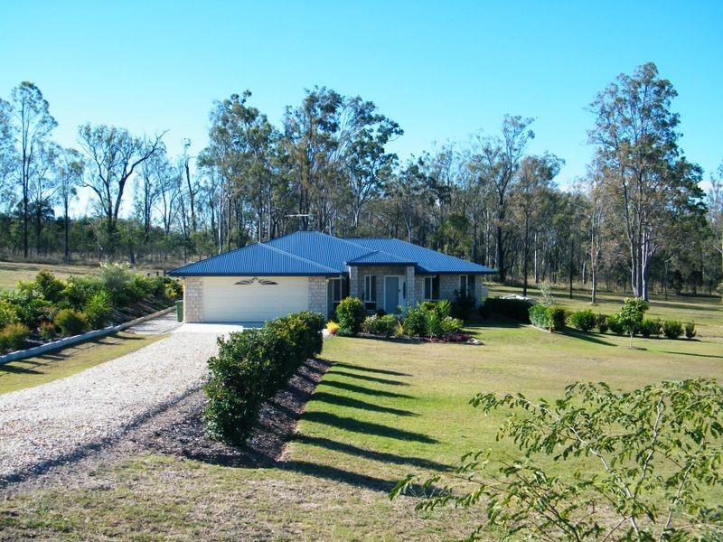 10 Senior Court, Kensington Grove QLD 4341