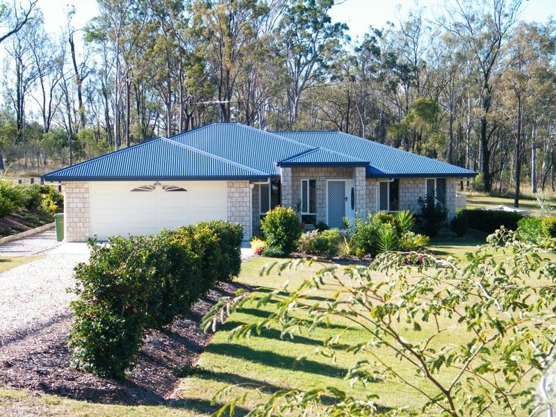 10 Senior Court, Kensington Grove QLD 4341