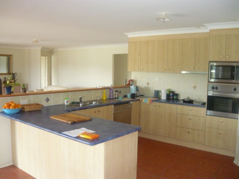 Adare QLD 4343