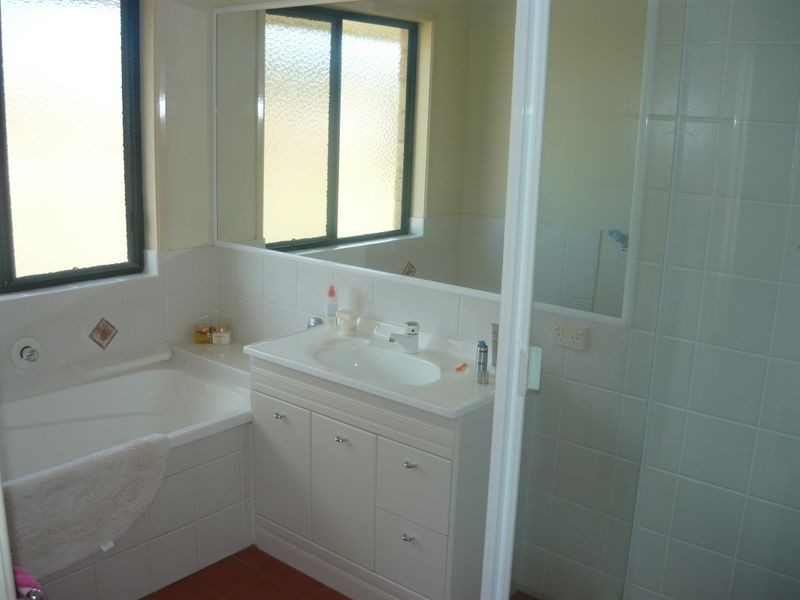 Adare QLD 4343