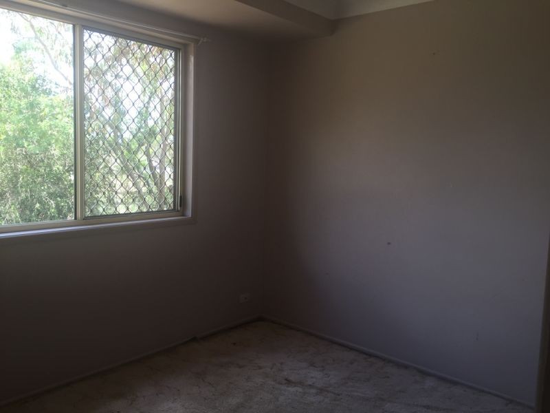 2 Stokes Court, Summerholm QLD 4341