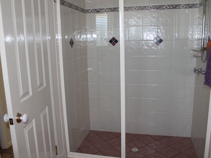 7 Natalie Court, Regency Downs QLD 4341