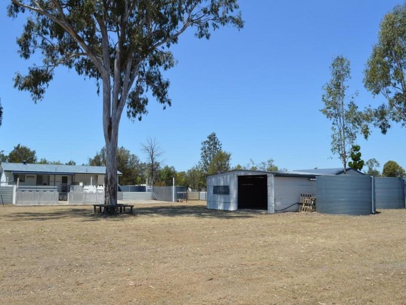 5 Banksia Court, Morton Vale QLD 4343