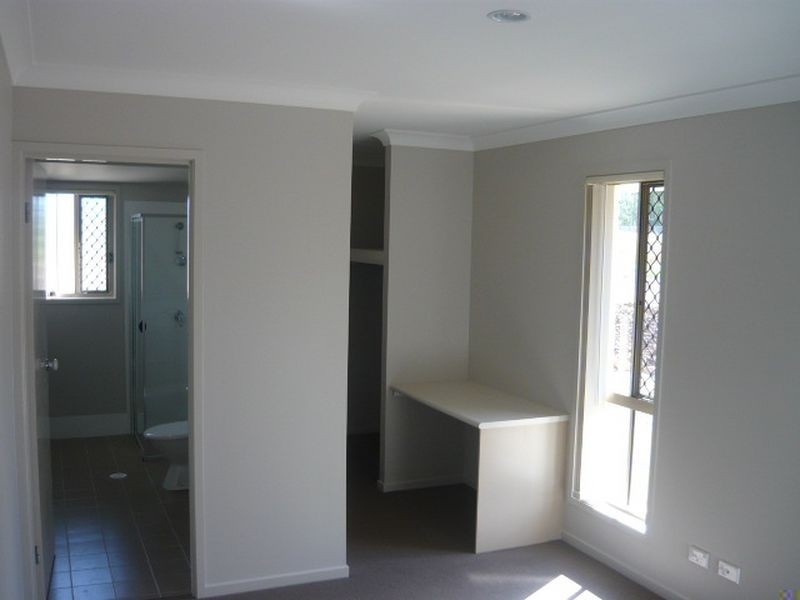 8 Boysen Court, Adare QLD 4343