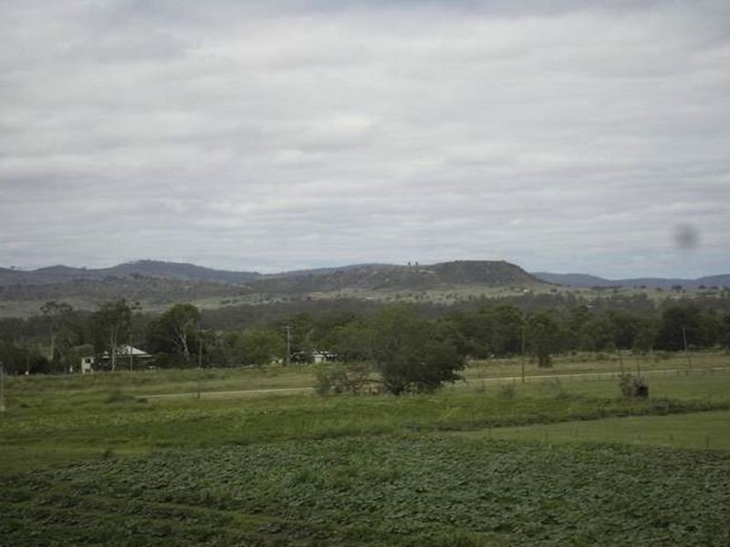 6 Christopher Street, Grantham QLD 4347