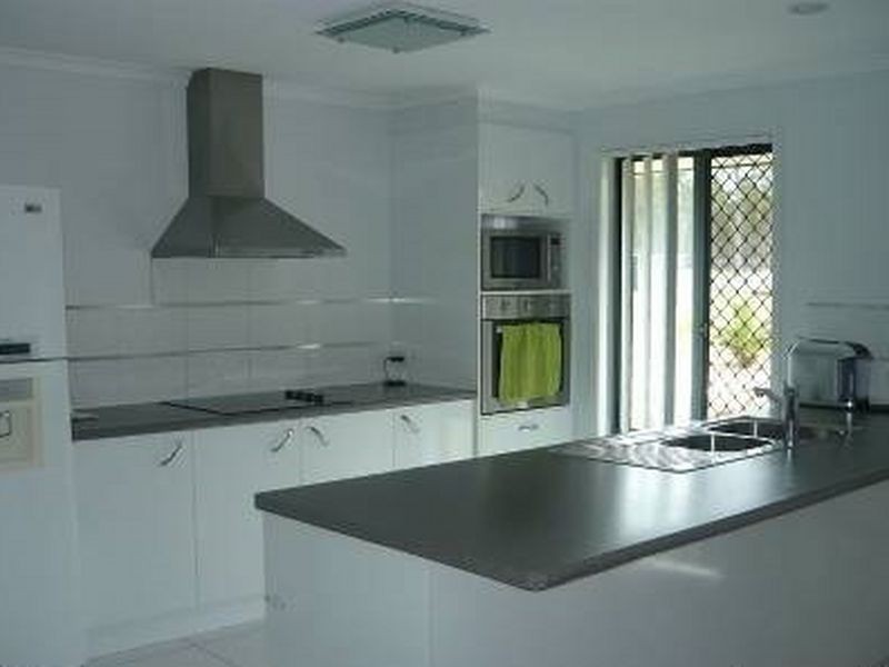 20 Legend Drive, Adare QLD 4343