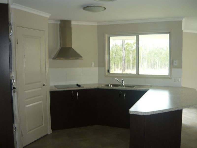 8 Kurrajong Road, Gatton QLD 4343