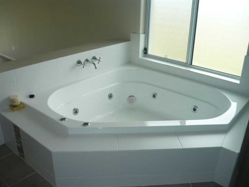 8 Kurrajong Road, Gatton QLD 4343