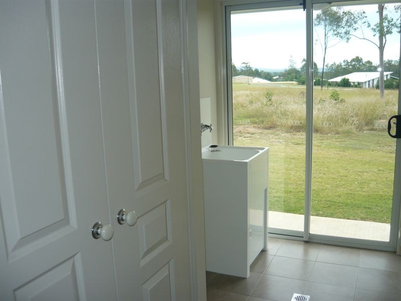 8 Kurrajong Road, Gatton QLD 4343