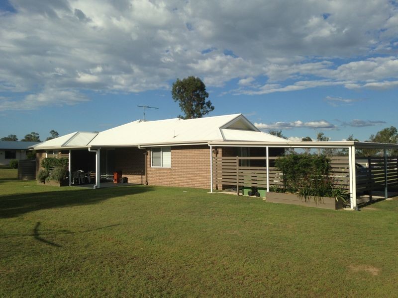 9 Legend Drive, Adare QLD 4343
