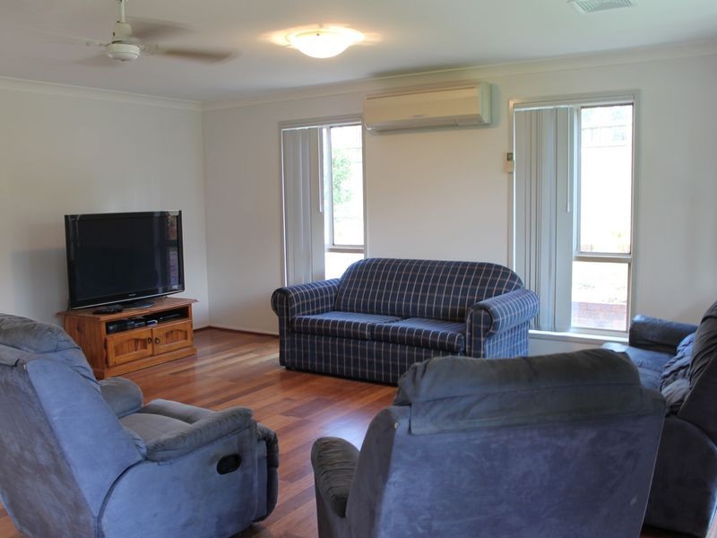 4 Cockatoo Court, Regency Downs QLD 4341