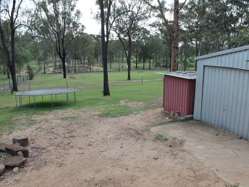 4 Cockatoo Court, Regency Downs QLD 4341