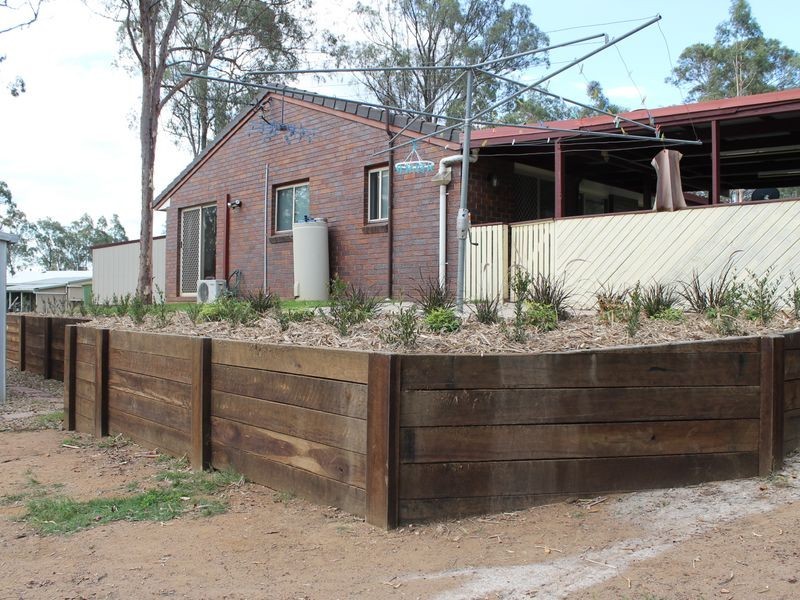 4 Cockatoo Court, Regency Downs QLD 4341