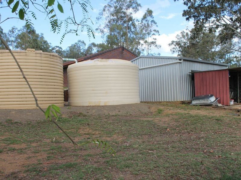 4 Cockatoo Court, Regency Downs QLD 4341