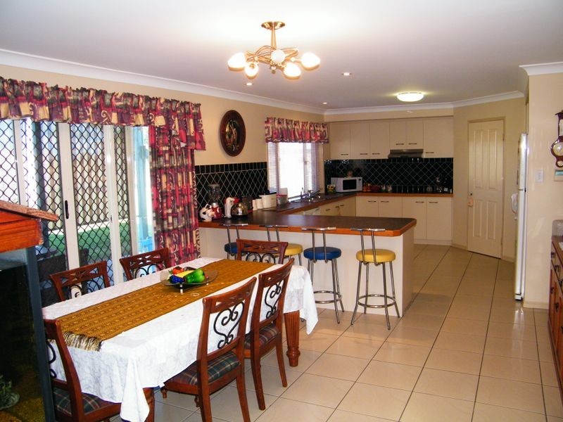 2/ Lindstrom Road, Brightview QLD 4311