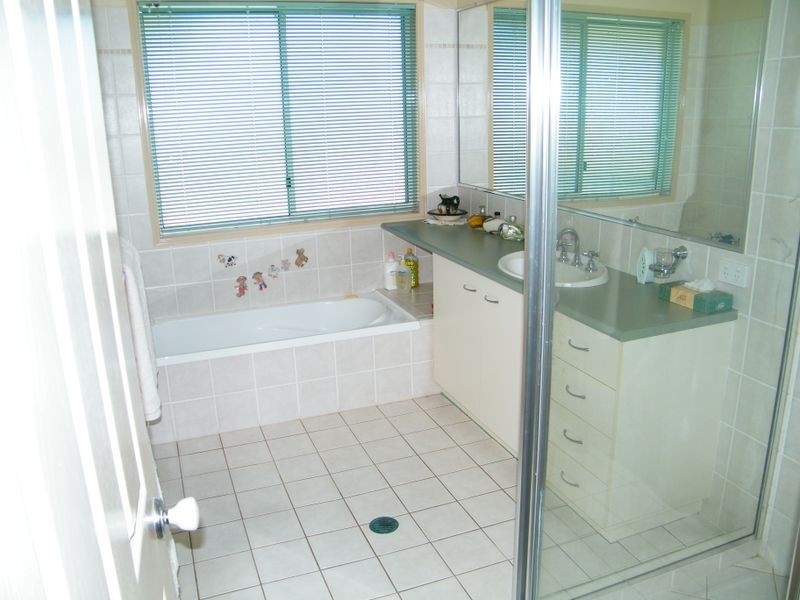 2/ Lindstrom Road, Brightview QLD 4311