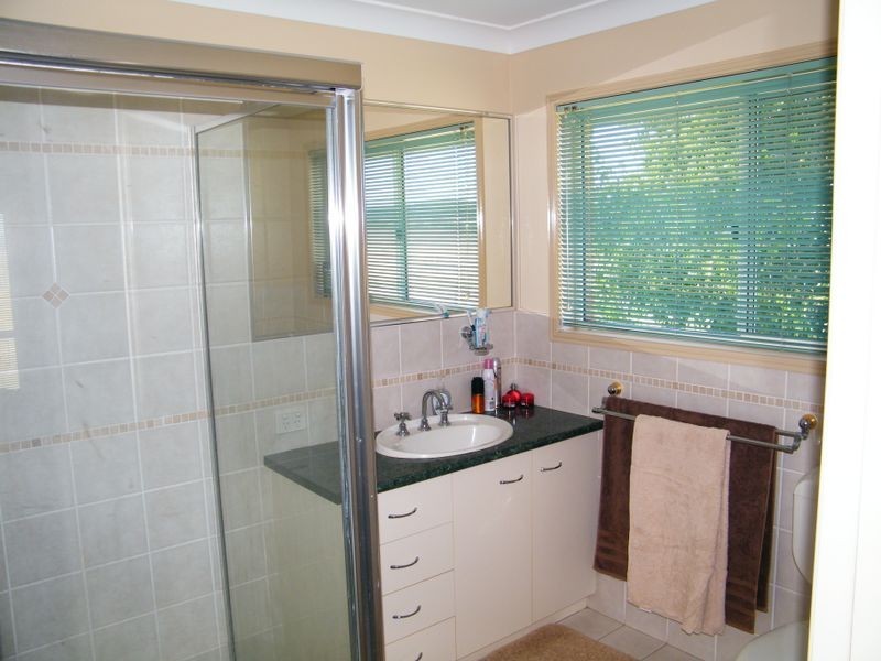 2/ Lindstrom Road, Brightview QLD 4311