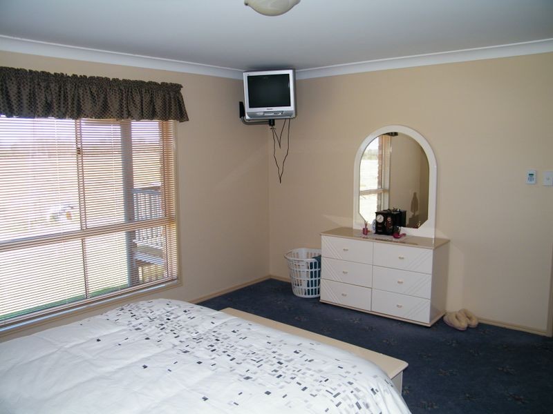 2/ Lindstrom Road, Brightview QLD 4311