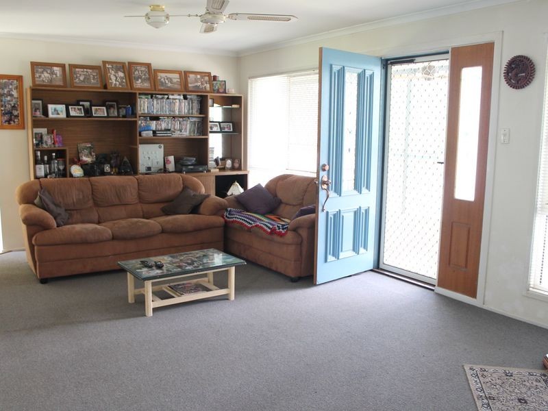 4 Bentley Drive, Regency Downs QLD 4341