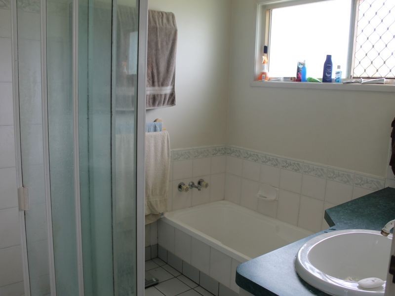 4 Bentley Drive, Regency Downs QLD 4341