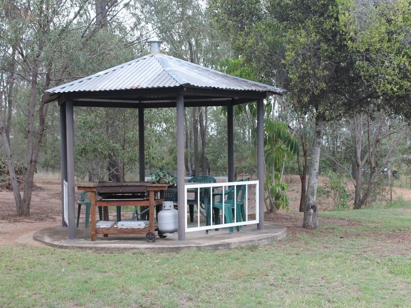 4 Bentley Drive, Regency Downs QLD 4341