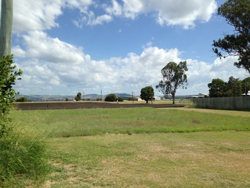 6 Jeannine Drive, Forest Hill QLD 4342