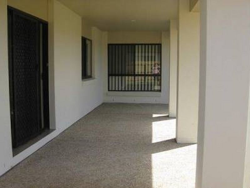 33 Cunningham Avenue, Laidley North QLD 4341
