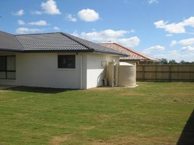 33 Cunningham Avenue, Laidley North QLD 4341