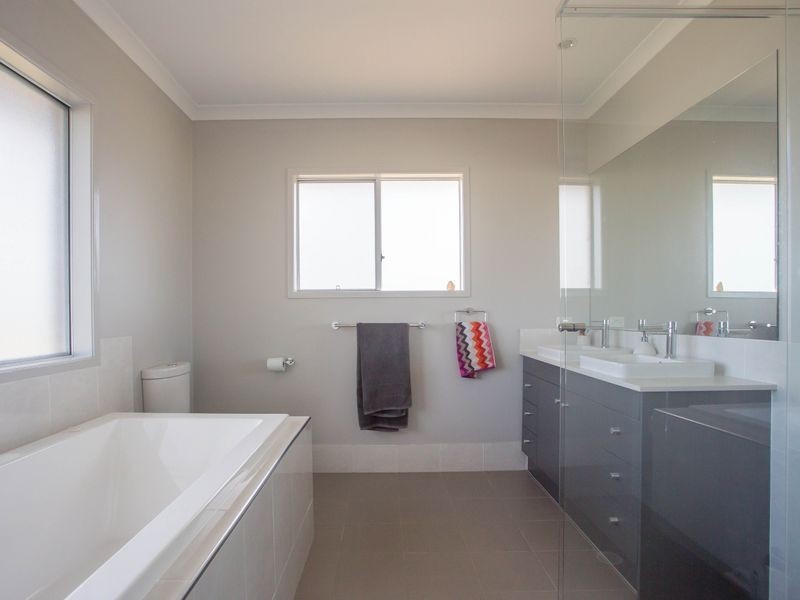 31 Nagle Crescent, Blenheim QLD 4341