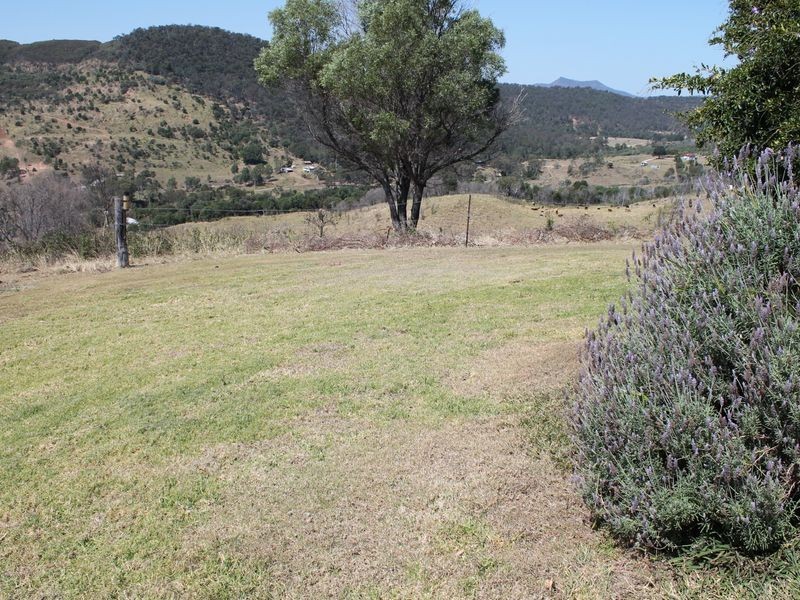 13 Berlin Road, Mount Berryman QLD 4341