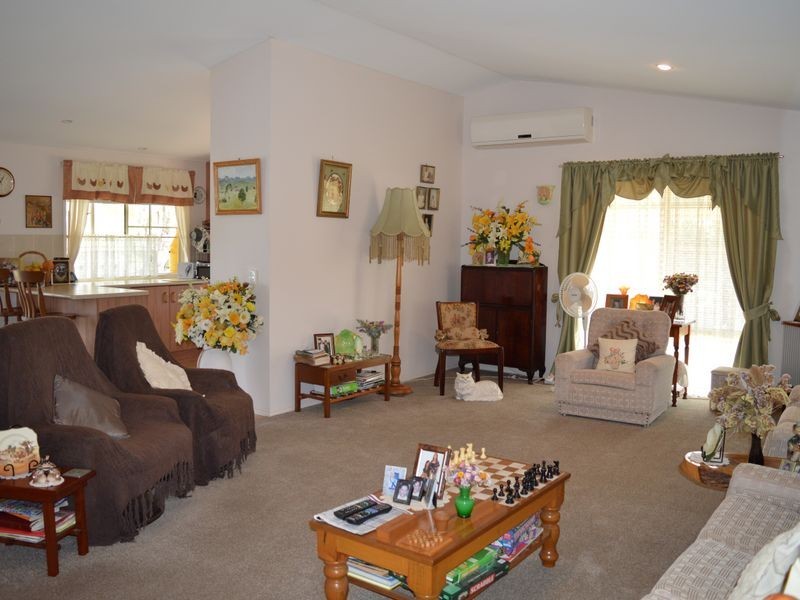 10 Walter Court, Glenore Grove QLD 4342