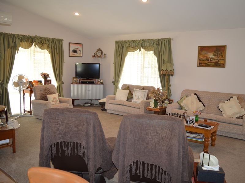 10 Walter Court, Glenore Grove QLD 4342