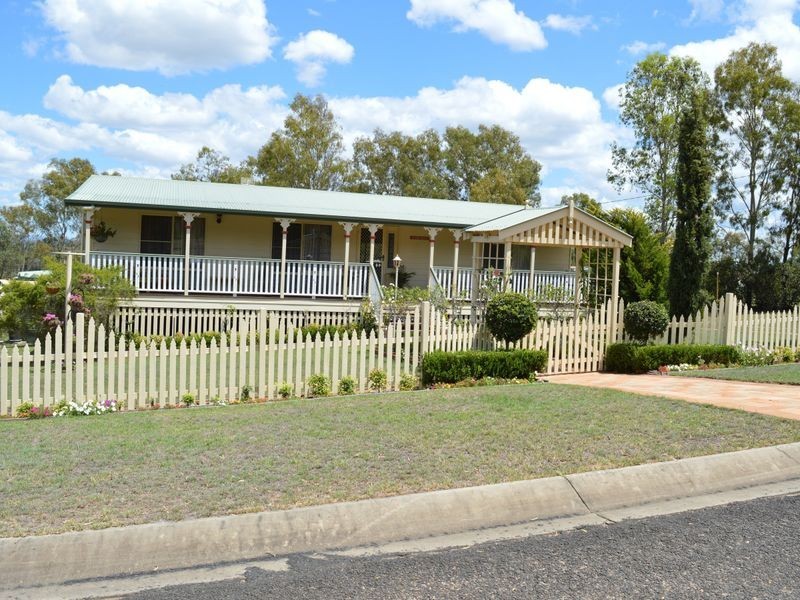 10 Walter Court, Glenore Grove QLD 4342