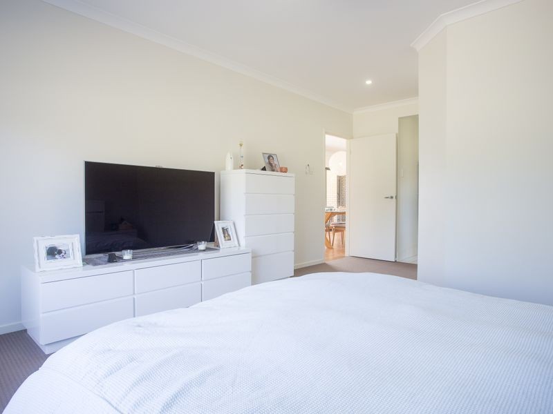 6 Fowler Court, Kensington Grove QLD 4341