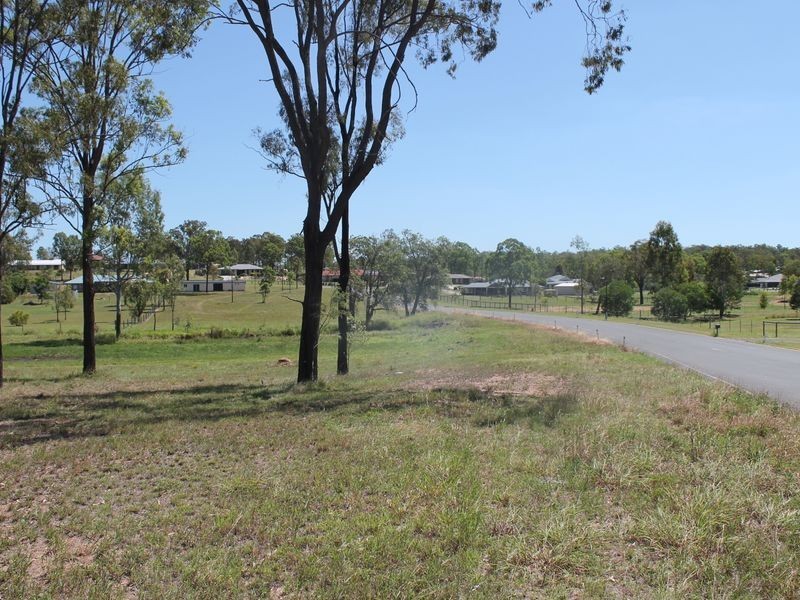 4 Harwood Street, Kensington Grove QLD 4341