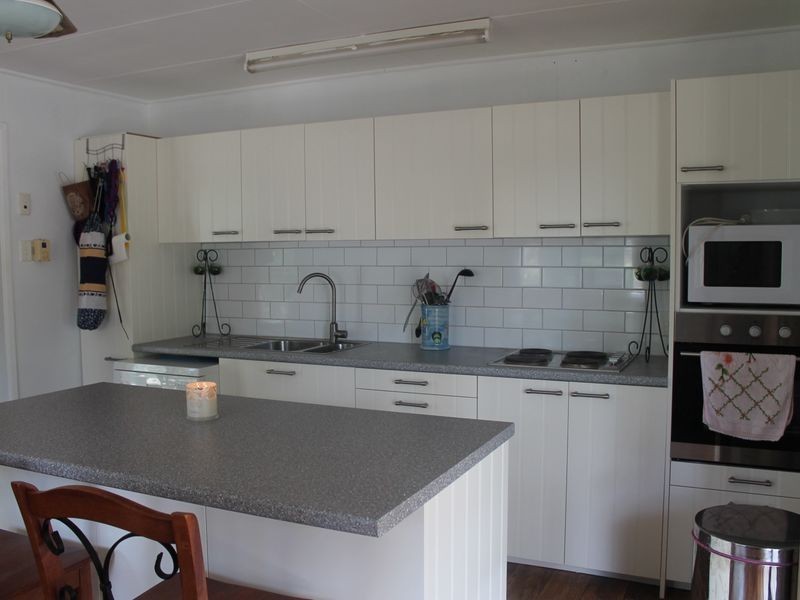 4 Sandpiper Drive, Regency Downs QLD 4341