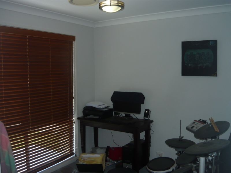 5 Janet Close, Fernvale QLD 4306