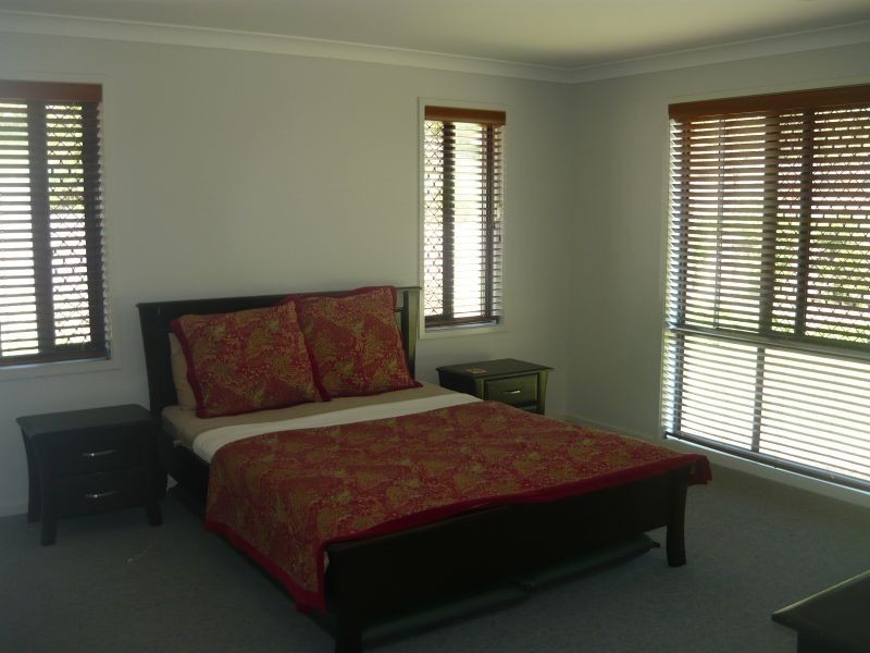 5 Janet Close, Fernvale QLD 4306