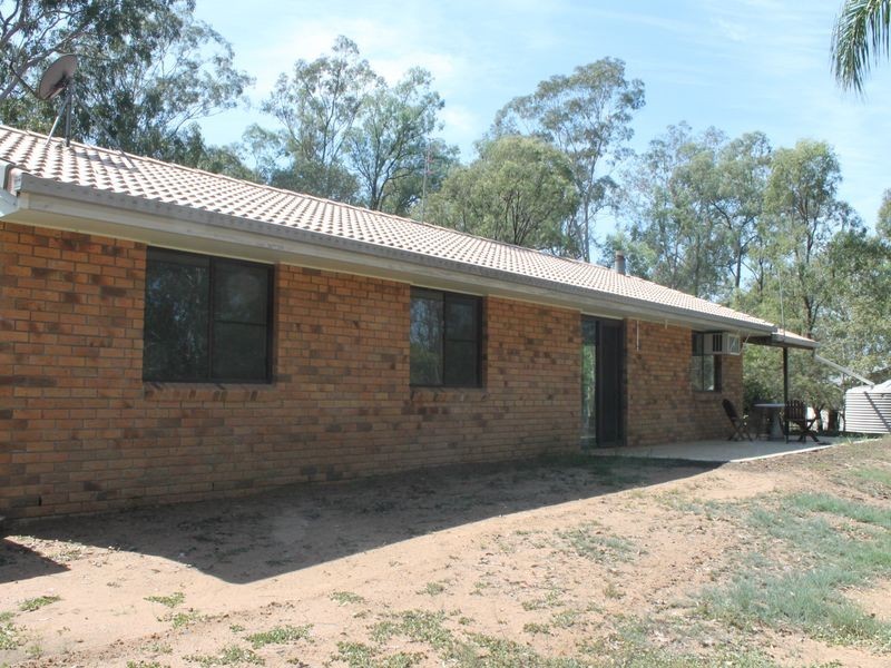 3 Cockatoo Court, Regency Downs QLD 4341