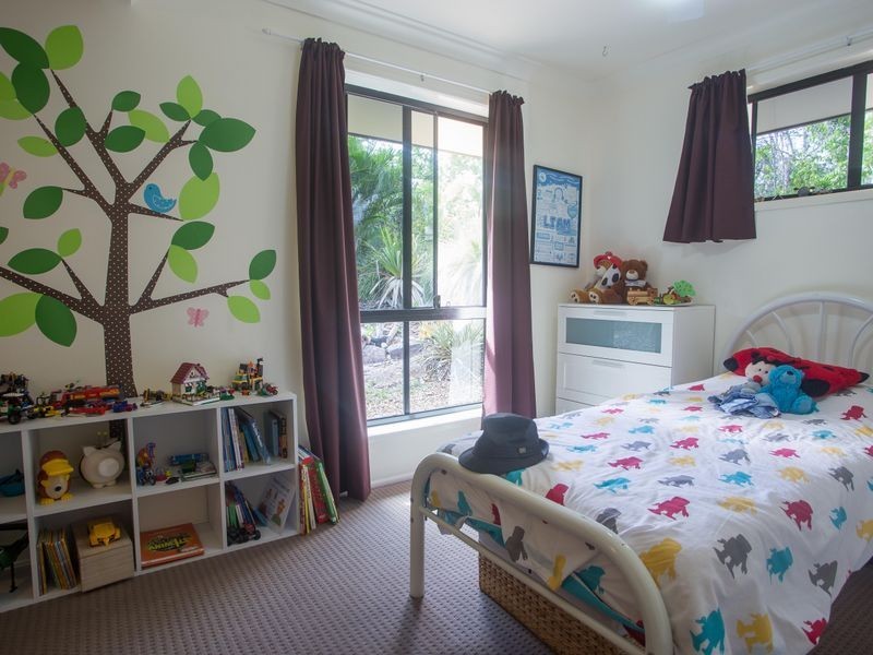 15 Bond Court, Kensington Grove QLD 4341