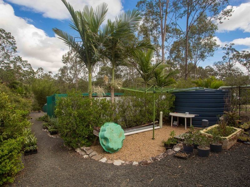 15 Bond Court, Kensington Grove QLD 4341