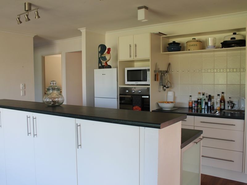 10 Hein Court, Regency Downs QLD 4341