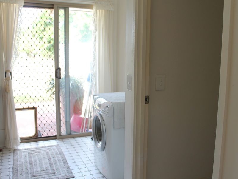 10 Hein Court, Regency Downs QLD 4341