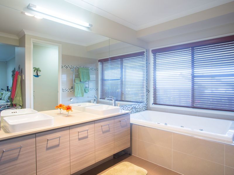 17 Nagle Crescent, Blenheim QLD 4341