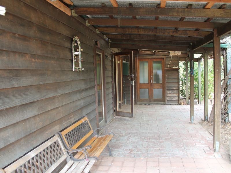 11 Hughes Road, Plainland QLD 4341