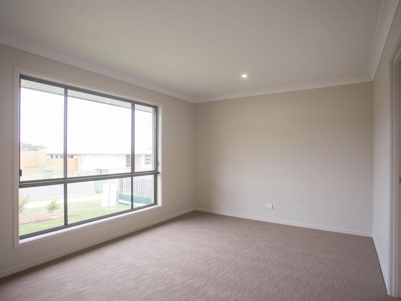 13 Richmond Terrace, Plainland QLD 4341