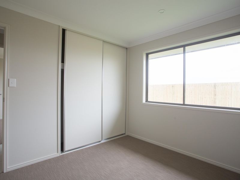 13 Richmond Terrace, Plainland QLD 4341