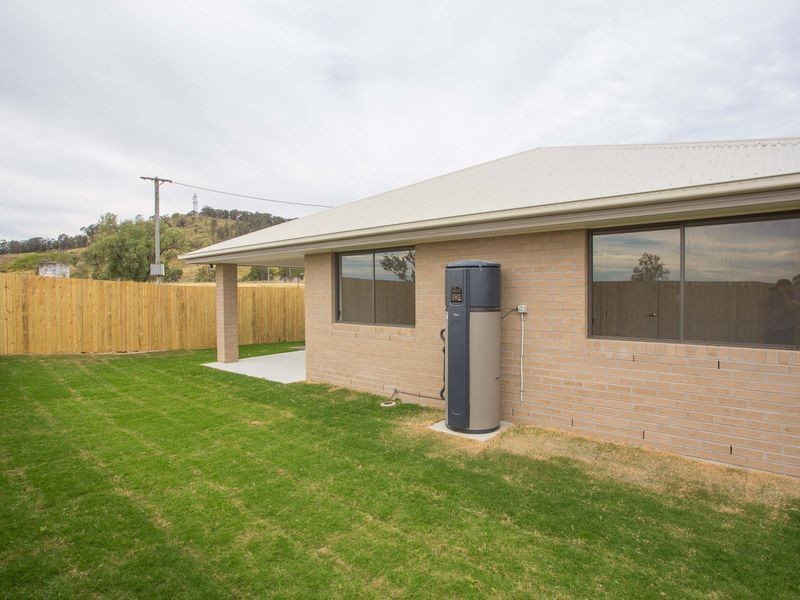 13 Richmond Terrace, Plainland QLD 4341